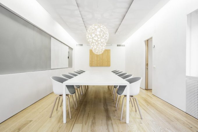 CHAT BOARD Classic magnetic glass boards in Pure White at Vergic in Malmö designed by RUMRUM