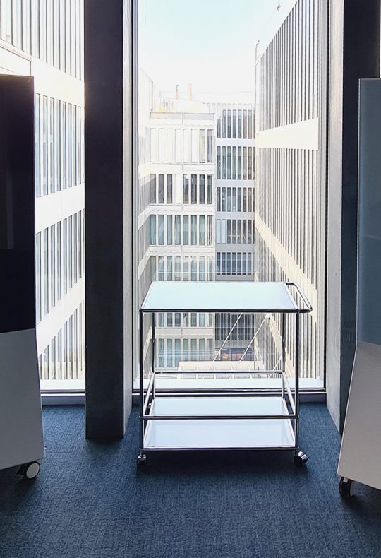 CHAT BOARD Mobile Executive movable, magnetic glass boards at Novo Nordisk