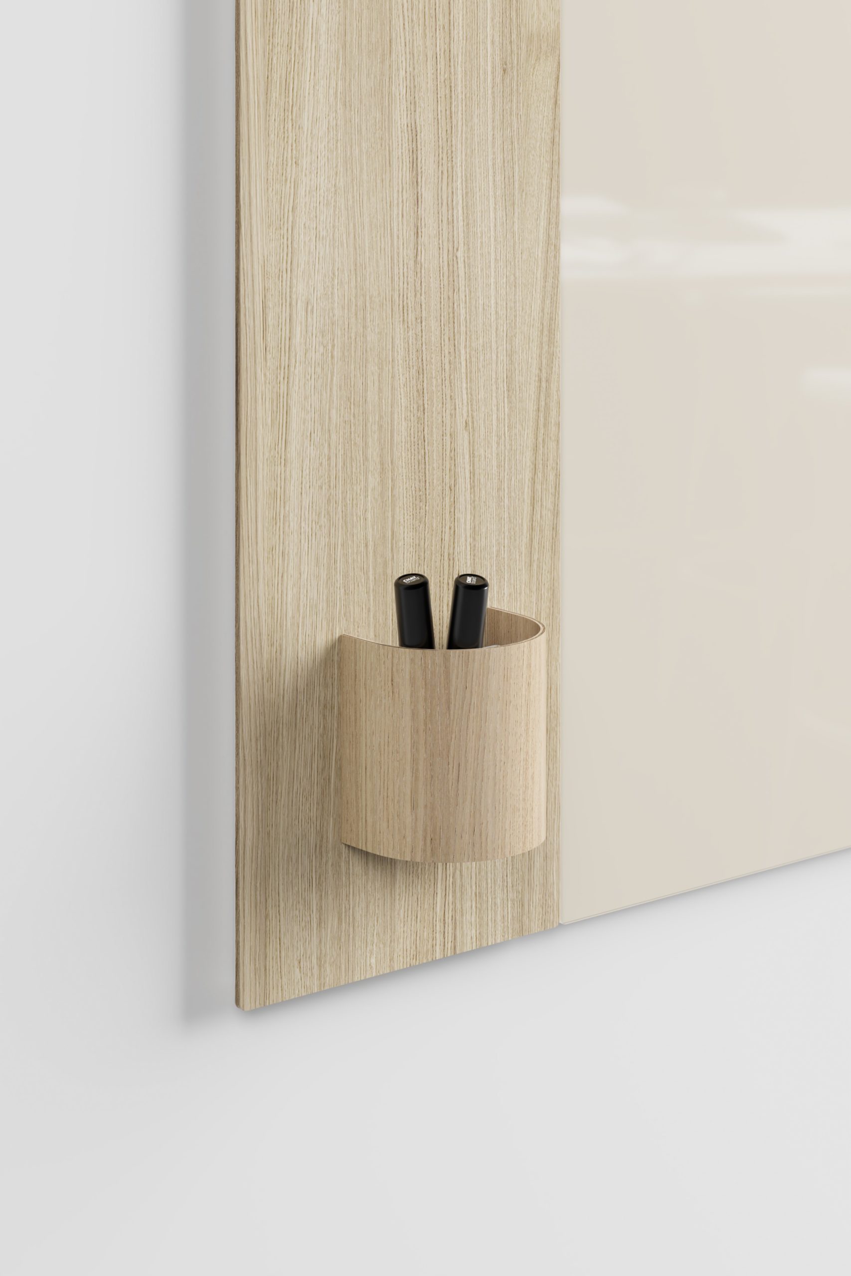 CHAT BOARD Classic Crafted Keeper detail on Sand perspective view