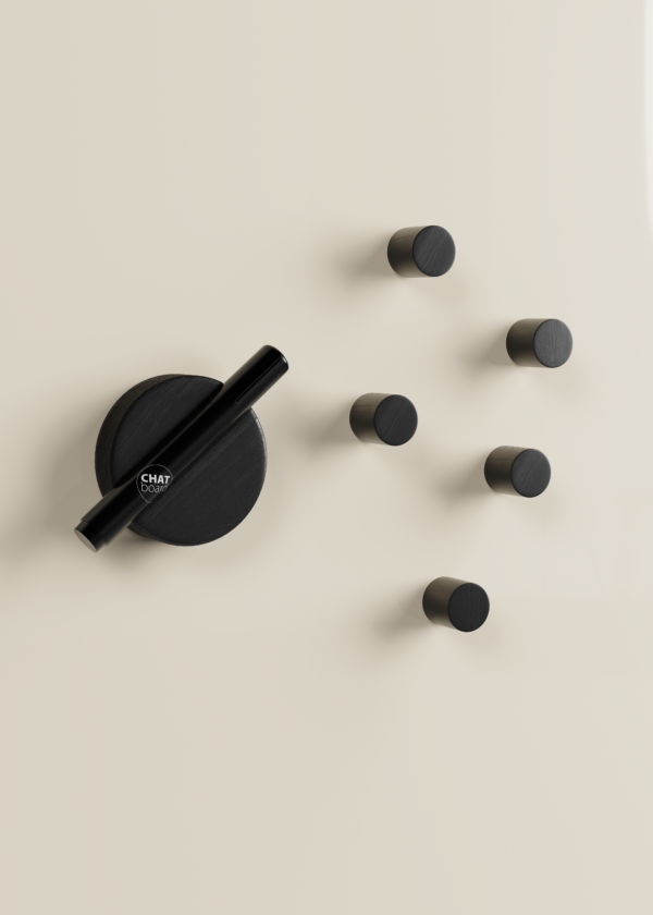 CHAT BOARD DISCØ Eraser and magnets in black oak
