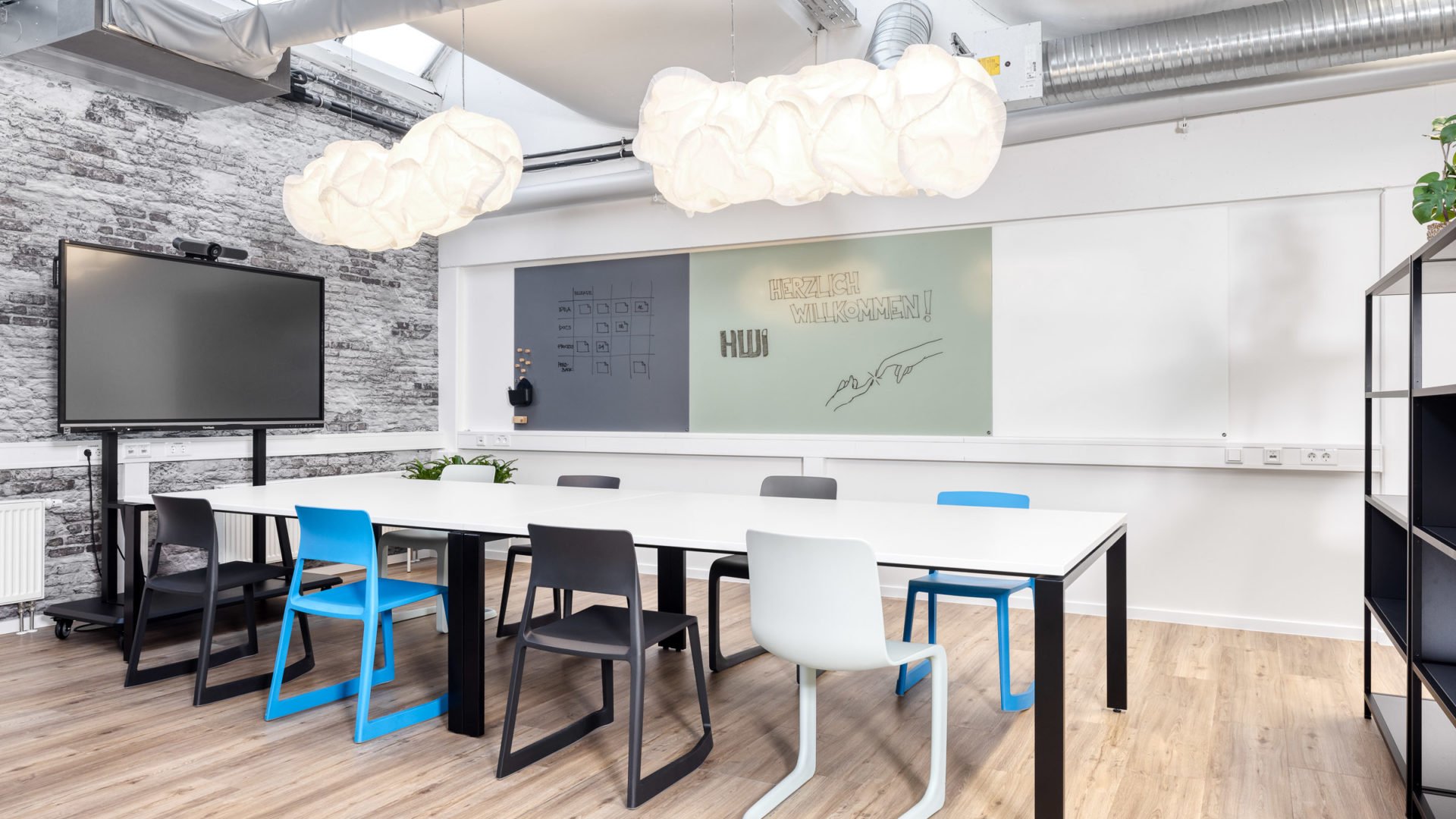 CHAT BOARD Matt at HWI IT by Feco