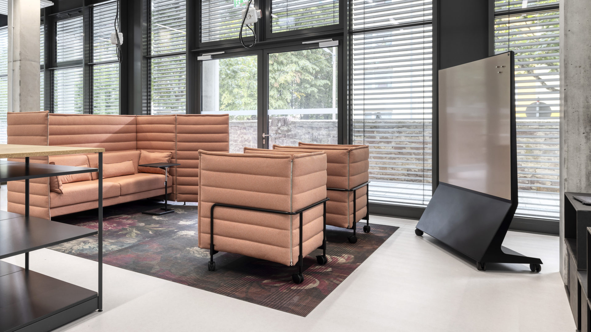 CHAT BOARD Mobile in Black with Mocca glass at CyberLab #SmartProductionPark by Architekten Essari + Lequime GmbH and feco, Karlsruhe