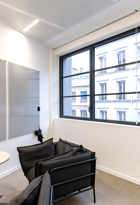 CHAT BOARD Matt in colour Dove at project in Paris by Les Batisseurs