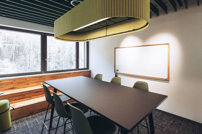 Dynamic Flex Wall with Classic 100 x 200 cm in Pure White at SH Power, project by Betz