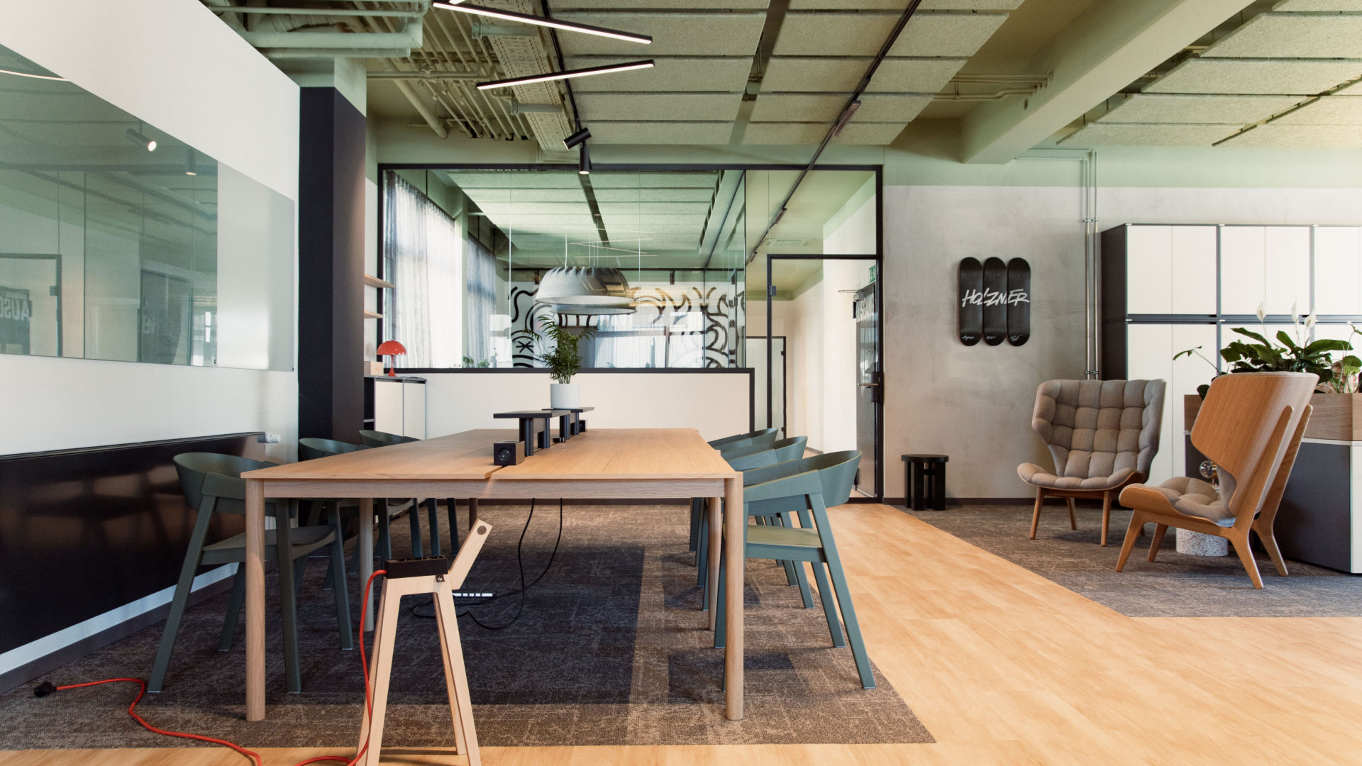 CHAT BOARD Classic board in Army Green and Matt board in Stone, both at Holzner GmbH by Koch Büroeinrichtungen