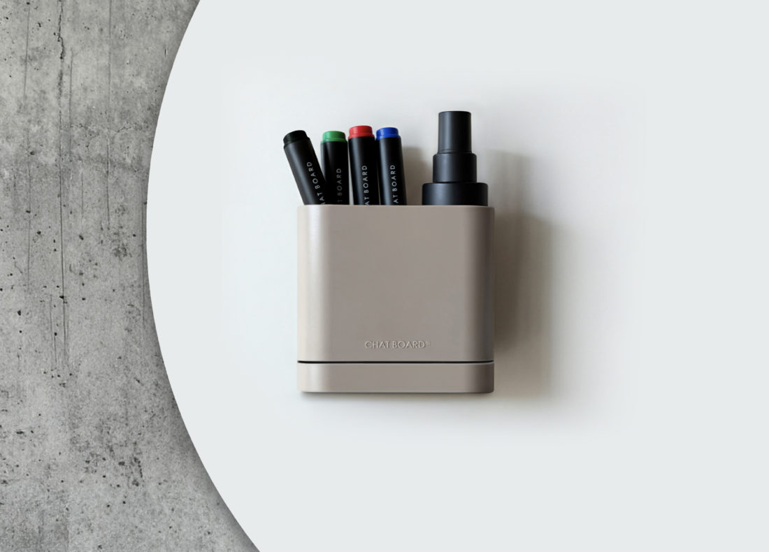 CHAT BOARD DOCK in colour Greige on Orbit board