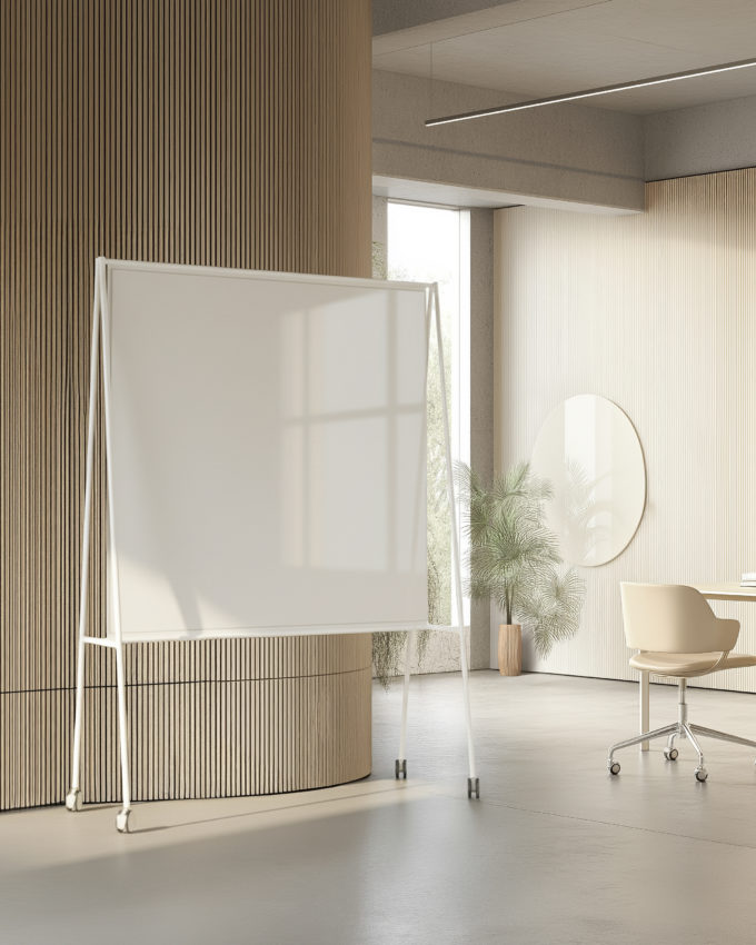 CHAT BOARD COACH in white enviroment